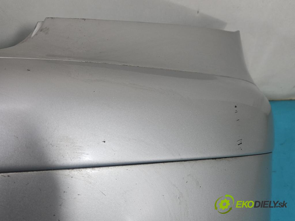 Peugeot 307 1.6 hdi 90 HP manual 66.2 kW 1560 cm3 5- nárazník zadné  (Kľučka dverí ostatné)