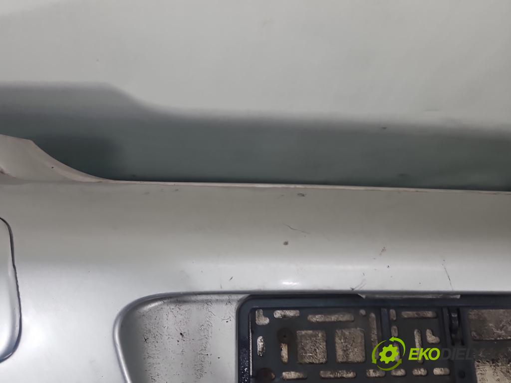 Peugeot 307 1.6 hdi 90 HP manual 66.2 kW 1560 cm3 5- nárazník zadné  (Kľučka dverí ostatné)