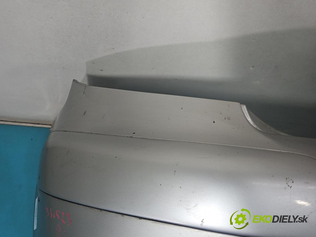 Peugeot 307 1.6 hdi 90 HP manual 66.2 kW 1560 cm3 5- nárazník zadné  (Kľučka dverí ostatné)