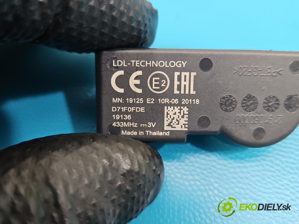 Toyota Auris II 2012-2018 1.8 hybrid 99 HP automatic 73 kW 1798 cm3 5- snímač tlak: pneumatika S4A101 (Snímač tlaku v pneumatike)