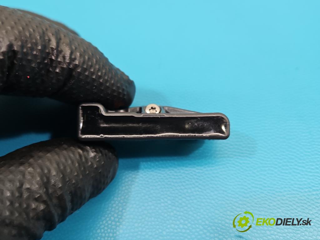 Toyota Auris II 2012-2018 1.8 hybrid 99 HP automatic 73 kW 1798 cm3 5- snímač tlak: pneumatika 2191060000 (Snímač tlaku v pneumatike)