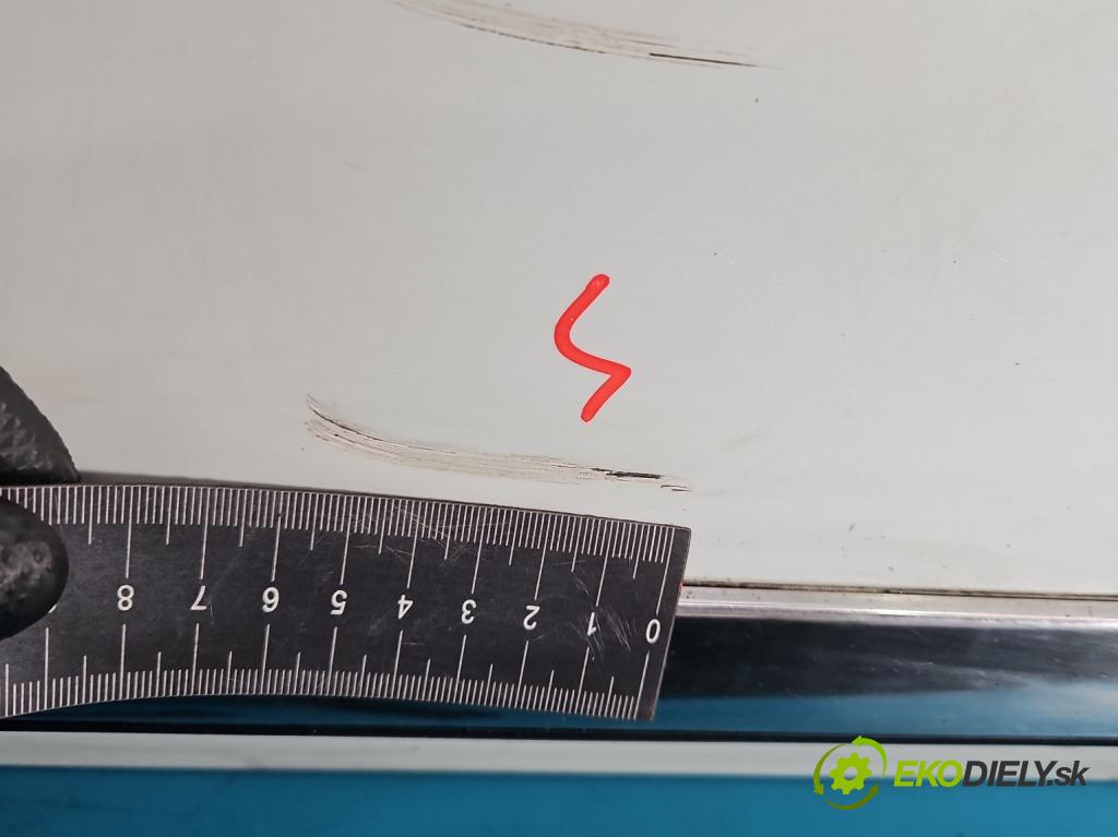 Volvo S90 II 2016- 2.0 T 320KM automatic 235 kW 1969 cm3 4- dveře přední pravé  (Klika dveří ostatní)