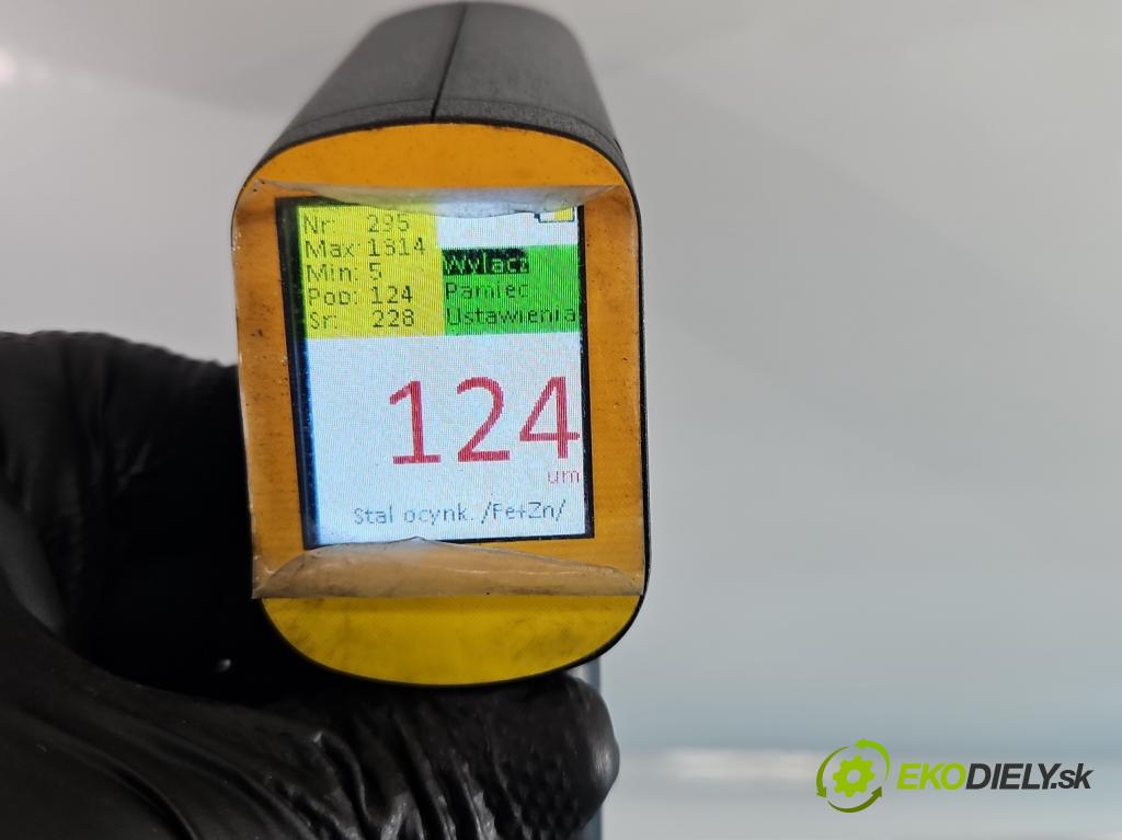 Volvo S90 II 2016- 2.0 T 320KM automatic 235 kW 1969 cm3 4- dveře přední pravé  (Klika dveří ostatní)