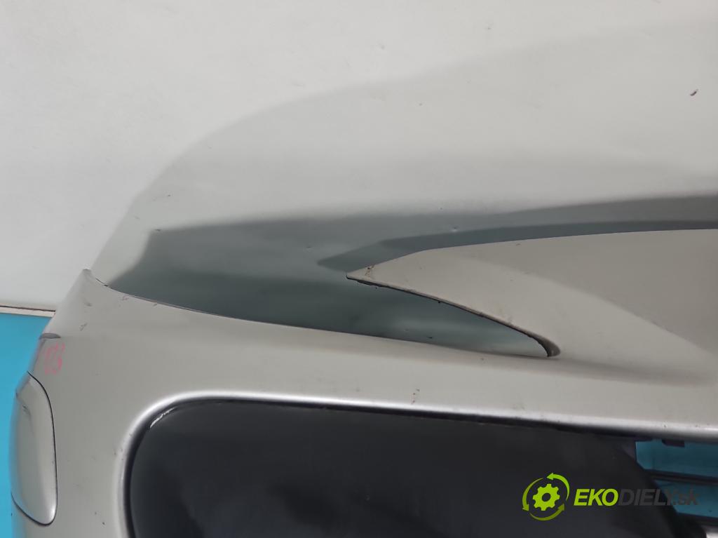 Peugeot 307 1.6 hdi 90 HP manual 66.2 kW 1560 cm3 5- nárazník predné  (Kľučka dverí ostatné)