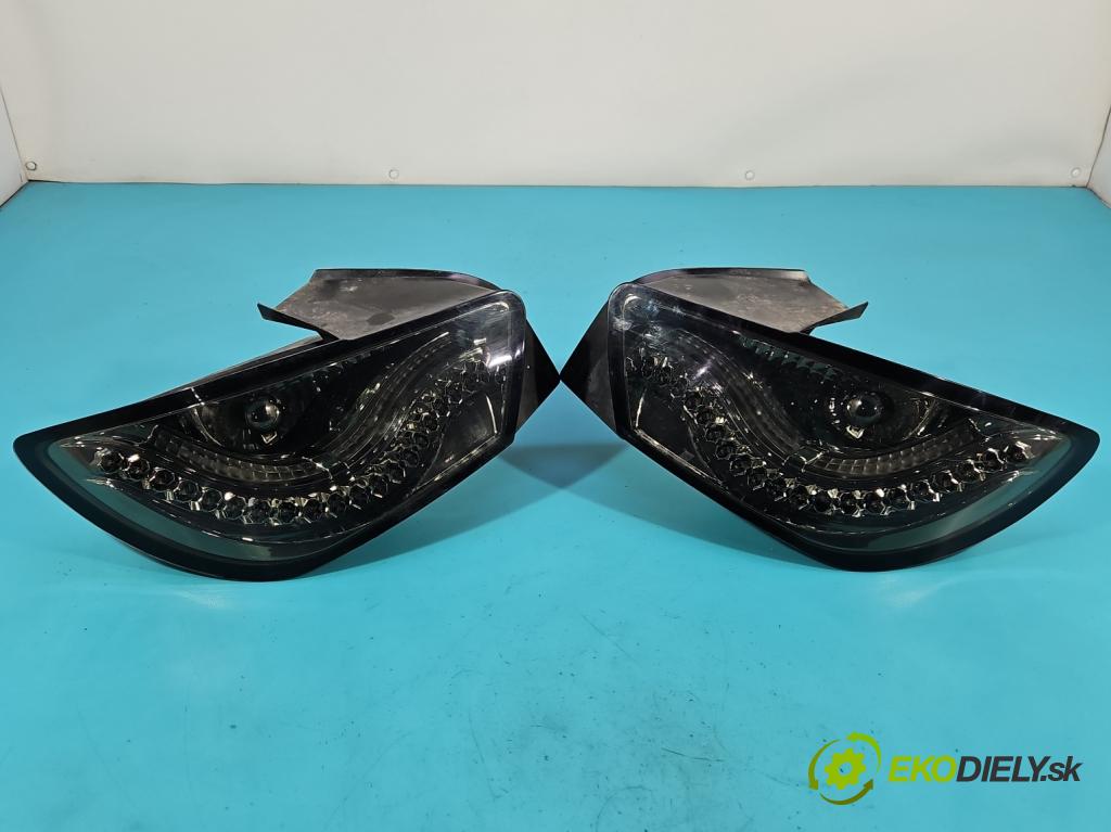 Seat Ibiza IV 6J 2008-2017 1.4 16V 86 HP manual 63 kW 1390 cm3 3- svetlo / reflektor zadné ľavé  (Kľučka dverí ostatné)