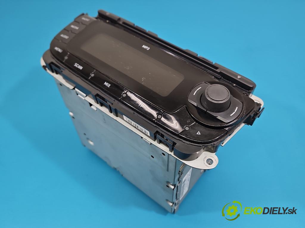 Seat Ibiza IV 6J 2008-2017 1.4 16V 86 HP manual 63 kW 1390 cm3 3- Radio originál 6J0035153B