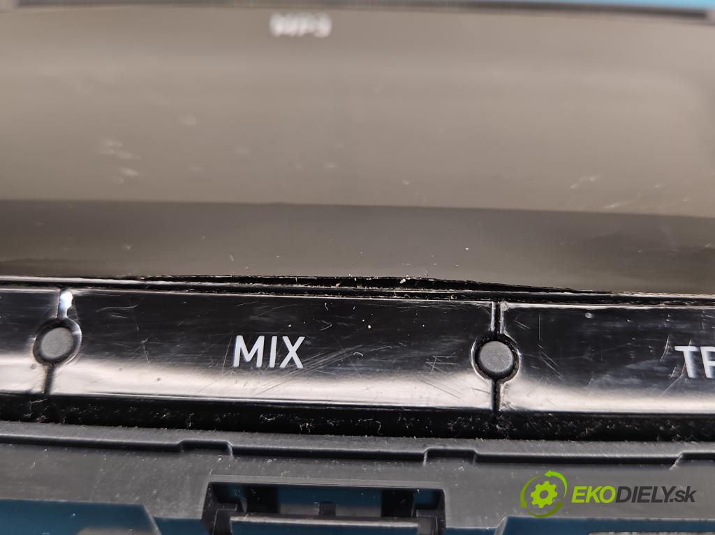 Seat Ibiza IV 6J 2008-2017 1.4 16V 86 HP manual 63 kW 1390 cm3 3- Radio originál 6J0035153B