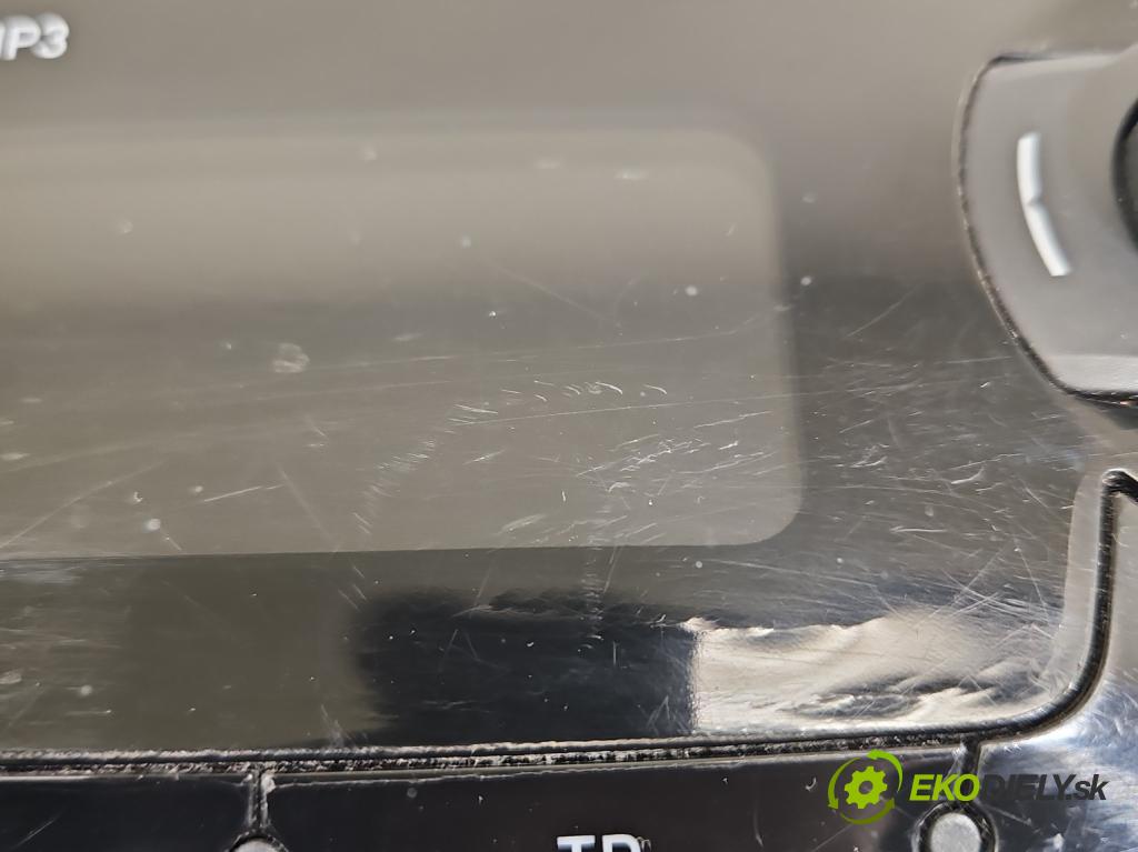 Seat Ibiza IV 6J 2008-2017 1.4 16V 86 HP manual 63 kW 1390 cm3 3- Radio originál 6J0035153B