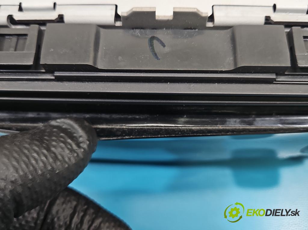 Seat Ibiza IV 6J 2008-2017 1.4 16V 86 HP manual 63 kW 1390 cm3 3- Radio originál 6J0035153B