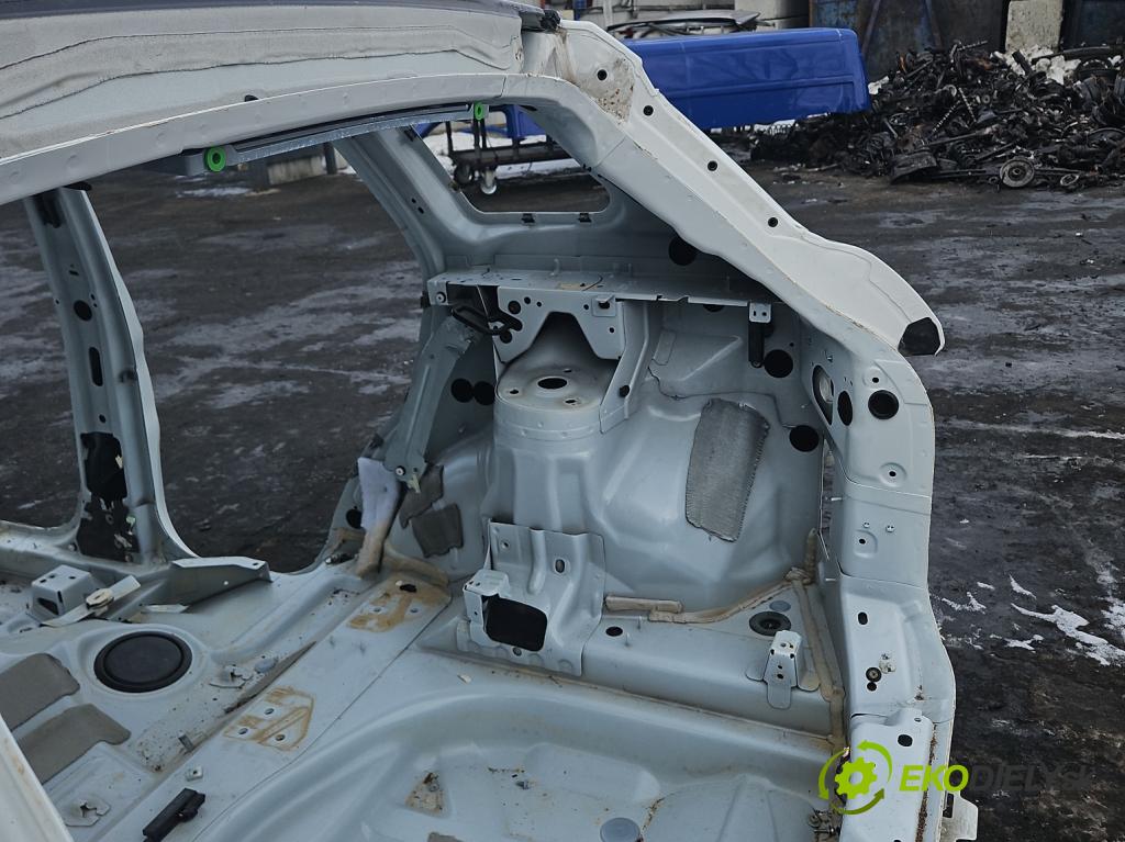 Land rover Range Rover Evoque I 2011-2018 2.0 td 150 HP automatic 110 kW 1999 cm3 5- blatník zadné pravý