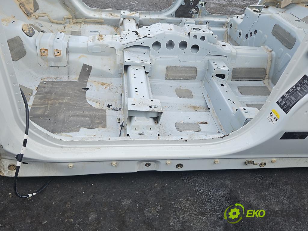 Land rover Range Rover Evoque I 2011-2018 2.0 td 150 hp automatic 110 kW 1999 cm3 5- práh levý  (Karoserie ostatní)