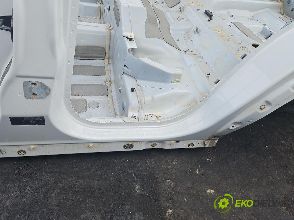 Land rover Range Rover Evoque I 2011-2018 2.0 td 150 hp automatic 110 kW 1999 cm3 5- práh levý  (Karoserie ostatní)