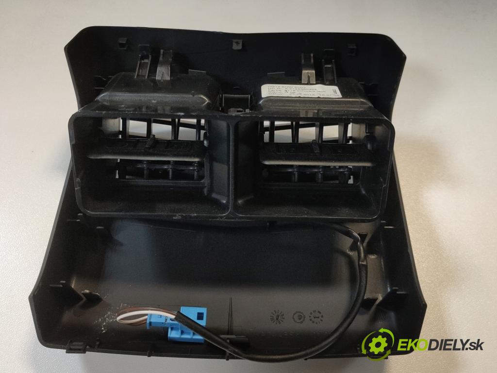 Mercedes E W212 2009-2016 2.2 CDI 136 HP automatic 100 kW 2143 cm3 4- Mřížka: kúrenia ostatné