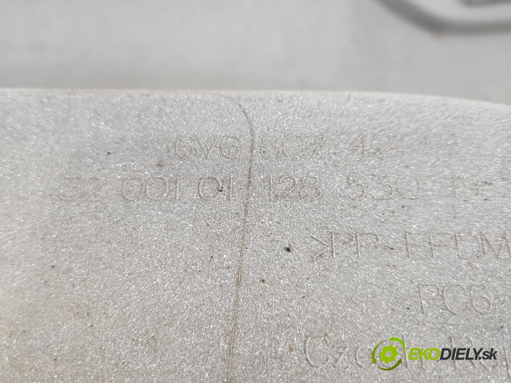 Skoda Fabia III 2014- 2021 1.0 TSI 95 HP manual 70 kW 999 cm3 5- nárazník zadné  (Kľučka dverí ostatné)