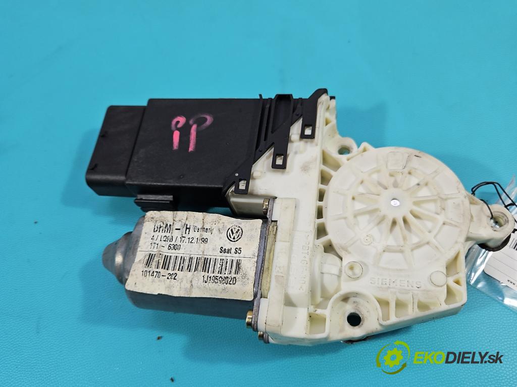 Seat Leon I 1999-2005 1.6 SR 101 HP manual 74 kW 1595 cm3 5- mechanizmus okna predné pravý 1J1959802D