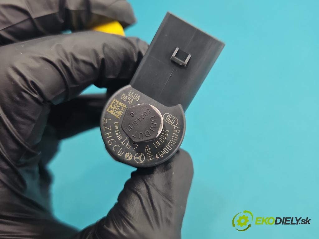 Mercedes A W169 2004-2012 2.0 cdi 140 HP manual 103 kW 1991 cm3 5- vstrek 0445110167 (Vstrekovač paliva)