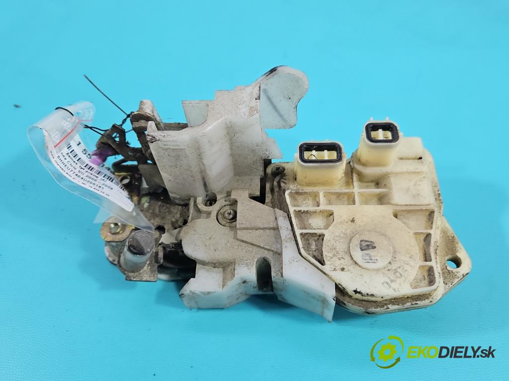 Honda Civic VII 2000-2006 1.4 16V 90 hp manual 66 kW 1396 cm3 5- zámek zadní pravý