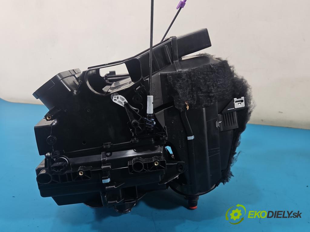 Skoda Fabia III 2014- 2021 1.0 TSI 95 hp manual 70 kW 999 cm3 5- radiátor 6Q1820308T (Radiátor topení)