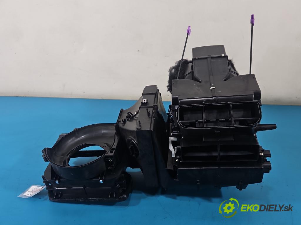 Skoda Fabia III 2014- 2021 1.0 TSI 95 hp manual 70 kW 999 cm3 5- radiátor 6Q1820308T (Radiátor topení)