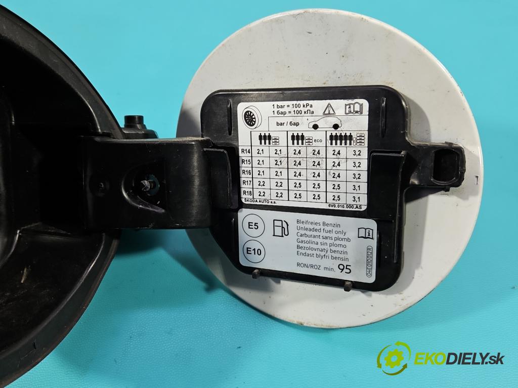 Skoda Fabia III 2014- 2021 1.0 TSI 95 hp manual 70 kW 999 cm3 5- Klapka nalévání paliva  (Klika dveří ostatní)