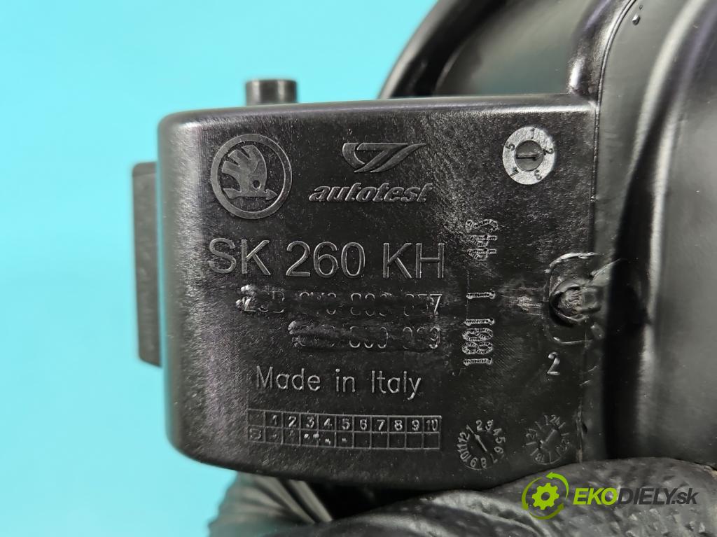 Skoda Fabia III 2014- 2021 1.0 TSI 95 hp manual 70 kW 999 cm3 5- Klapka nalévání paliva  (Klika dveří ostatní)