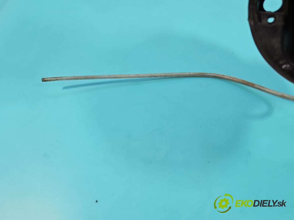 Skoda Fabia III 2014- 2021 1.0 TSI 95 hp manual 70 kW 999 cm3 5- Klapka nalévání paliva  (Klika dveří ostatní)