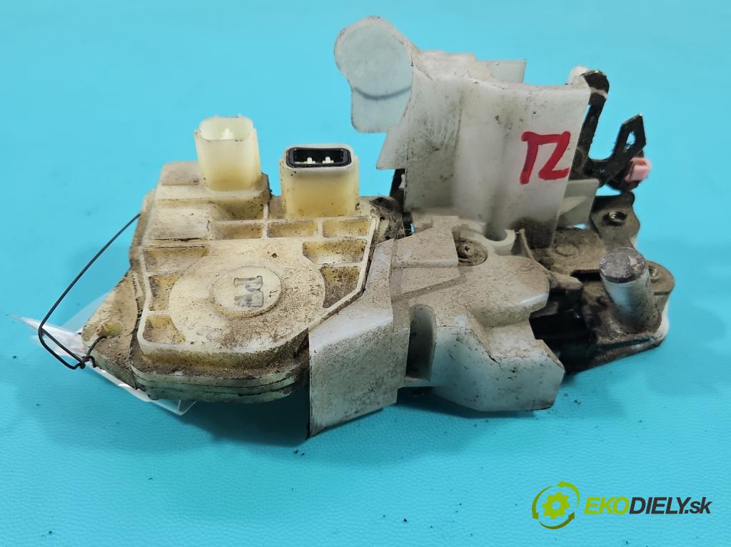 Honda Civic VII 2000-2006 1.4 16V 90 HP manual 66 kW 1396 cm3 5- zámok zadné ľavý