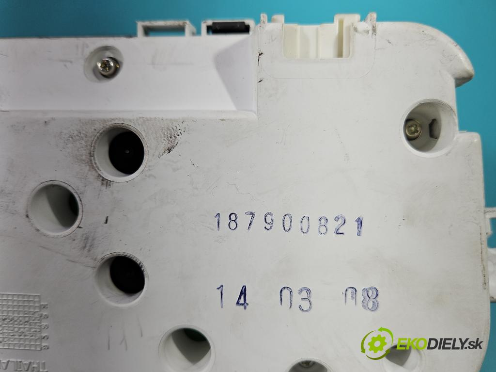 Volvo C30 1.6 hdi 109 hp manual 80 kW 1560 cm3 3- Přístrojová deska 31254776 (Přístrojová deska)