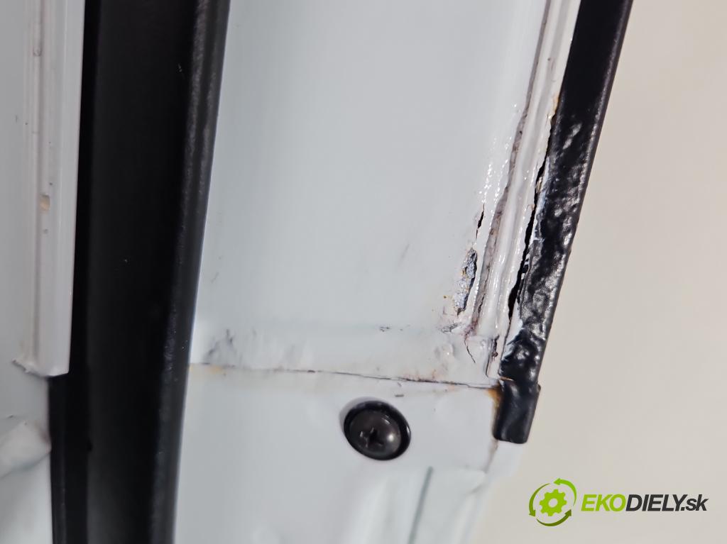 Kia Sportage III 2010-2015 2.0 crdi 136hp automatic 100 kW 1995 cm3 5- dveře přední pravé  (Klika dveří ostatní)