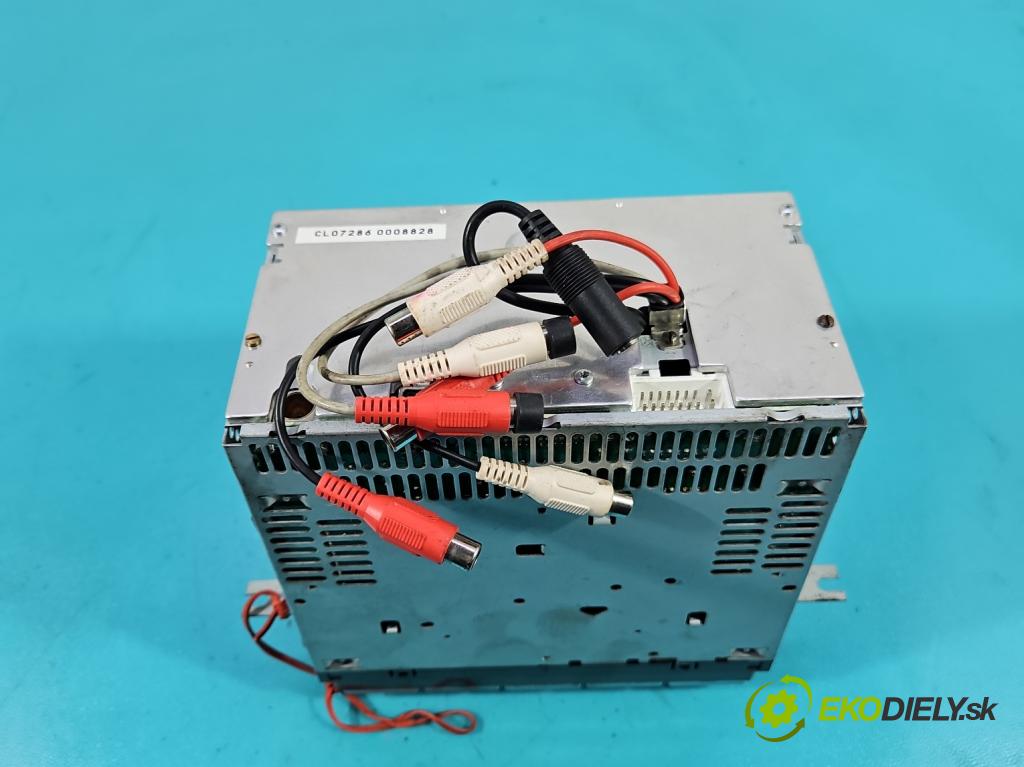 Kia Carens III  2006-2013 2.0 16V 144 hp manual 106 kW 1998 cm3 5- Radio WXZ468RMP