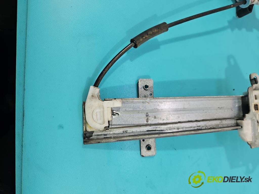 Honda Civic VII 2000-2006 1.4 16V 90 HP manual 66 kW 1396 cm3 5- mechanizmus okna predné ľavý