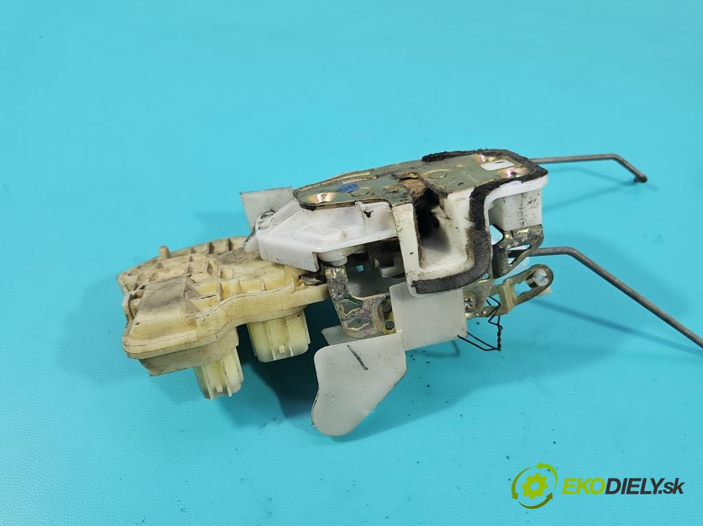 Honda Civic VII 2000-2006 1.4 16V 90 HP manual 66 kW 1396 cm3 5- zámok predné ľavý