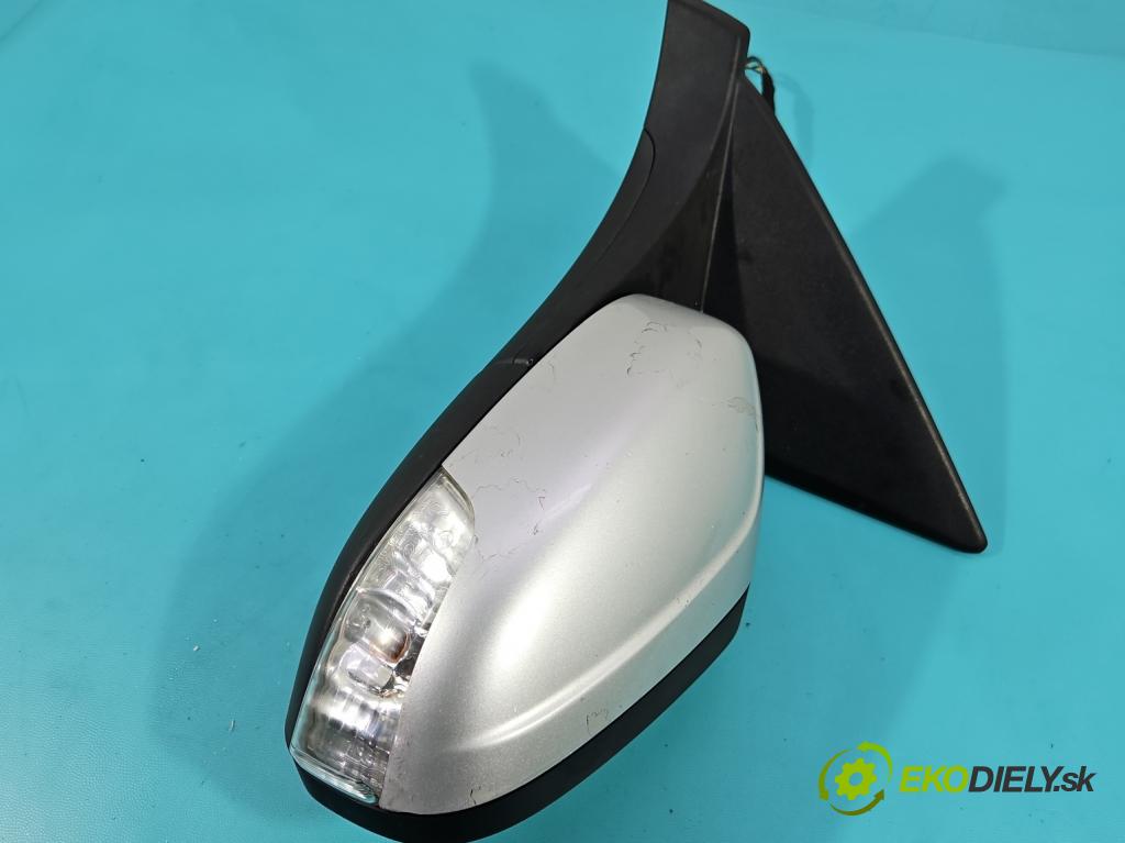 Volvo C30 1.6 hdi 109 HP manual 80 kW 1560 cm3 3- zrkadlo ľavé  (Kľučka dverí ostatné)