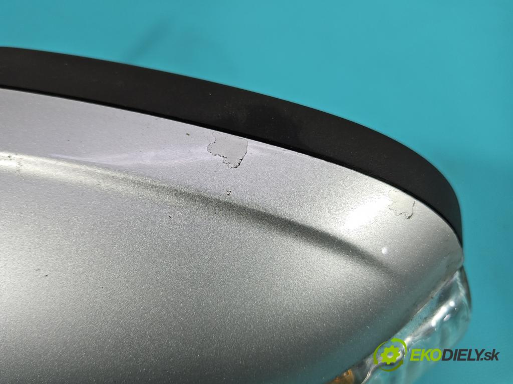 Volvo C30 1.6 hdi 109 HP manual 80 kW 1560 cm3 3- zrkadlo ľavé  (Kľučka dverí ostatné)