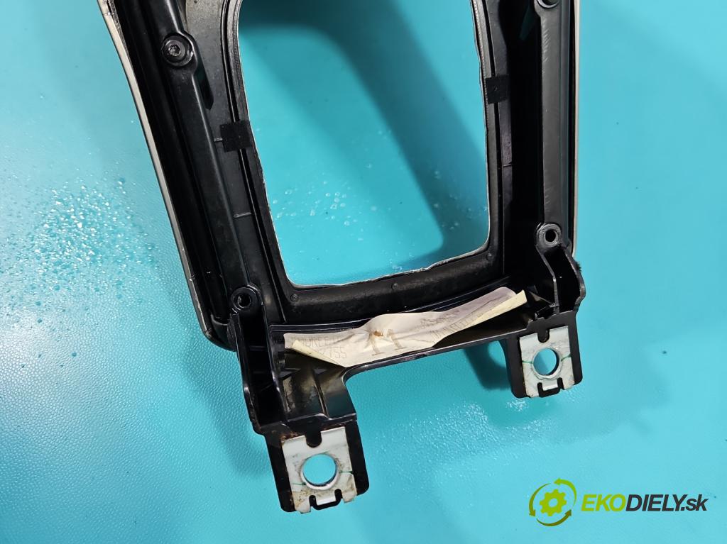 Volvo C30 1.6 hdi 109 HP manual 80 kW 1560 cm3 3- panel kúrenia 30782540