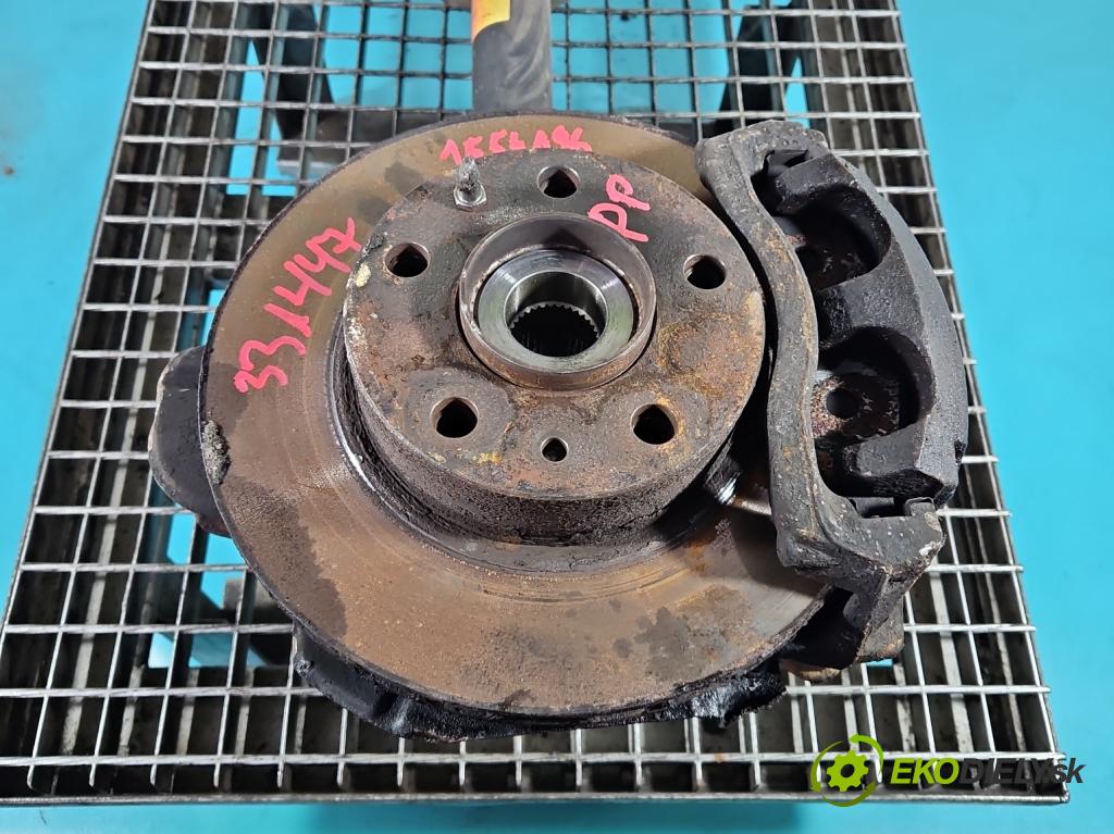 Fiat Ducato IV 2014- 2.3 jtd 131 hp manual 96 kW 2287 cm3 5- náboj pravé  (Náboj kola)