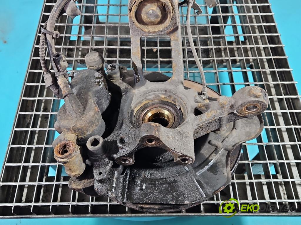 Fiat Ducato IV 2014- 2.3 jtd 131 hp manual 96 kW 2287 cm3 5- náboj pravé  (Náboj kola)