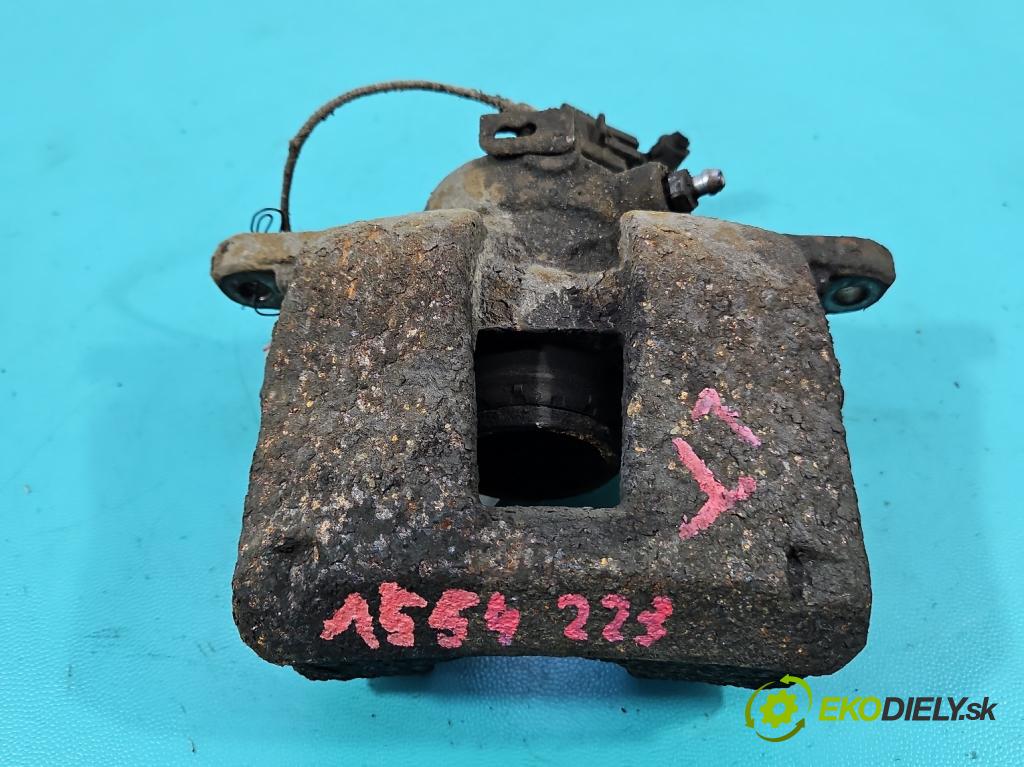 Fiat Ducato IV 2014- 2.3 jtd 131 hp manual 96 kW 2287 cm3 5- brzdič zadní levý  (Klika dveří ostatní)