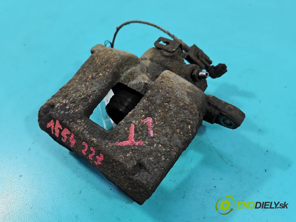 Fiat Ducato IV 2014- 2.3 jtd 131 hp manual 96 kW 2287 cm3 5- brzdič zadní levý  (Klika dveří ostatní)