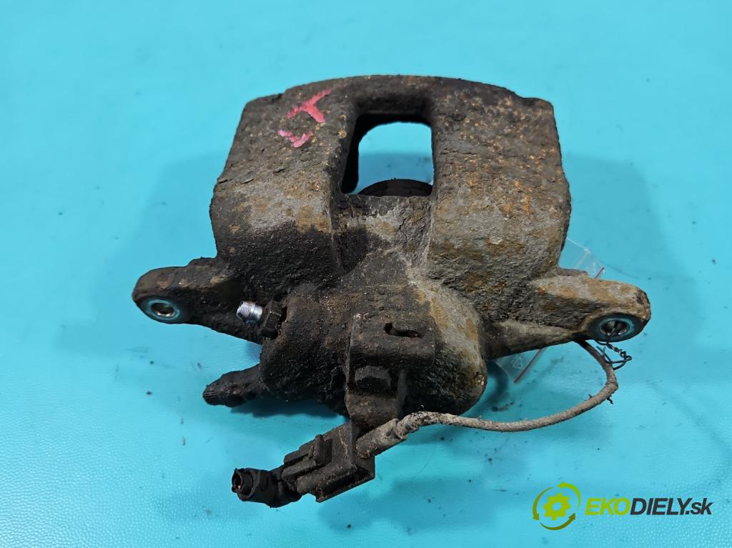 Fiat Ducato IV 2014- 2.3 jtd 131 hp manual 96 kW 2287 cm3 5- brzdič zadní levý  (Klika dveří ostatní)