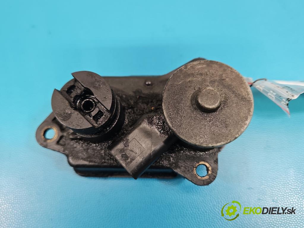 Mercedes A W169 2004-2012 2.0 cdi 140 HP manual 103 kW 1991 cm3 5- Ovladač: klapky: kolektor A6401500494 (Motorček ostatné)