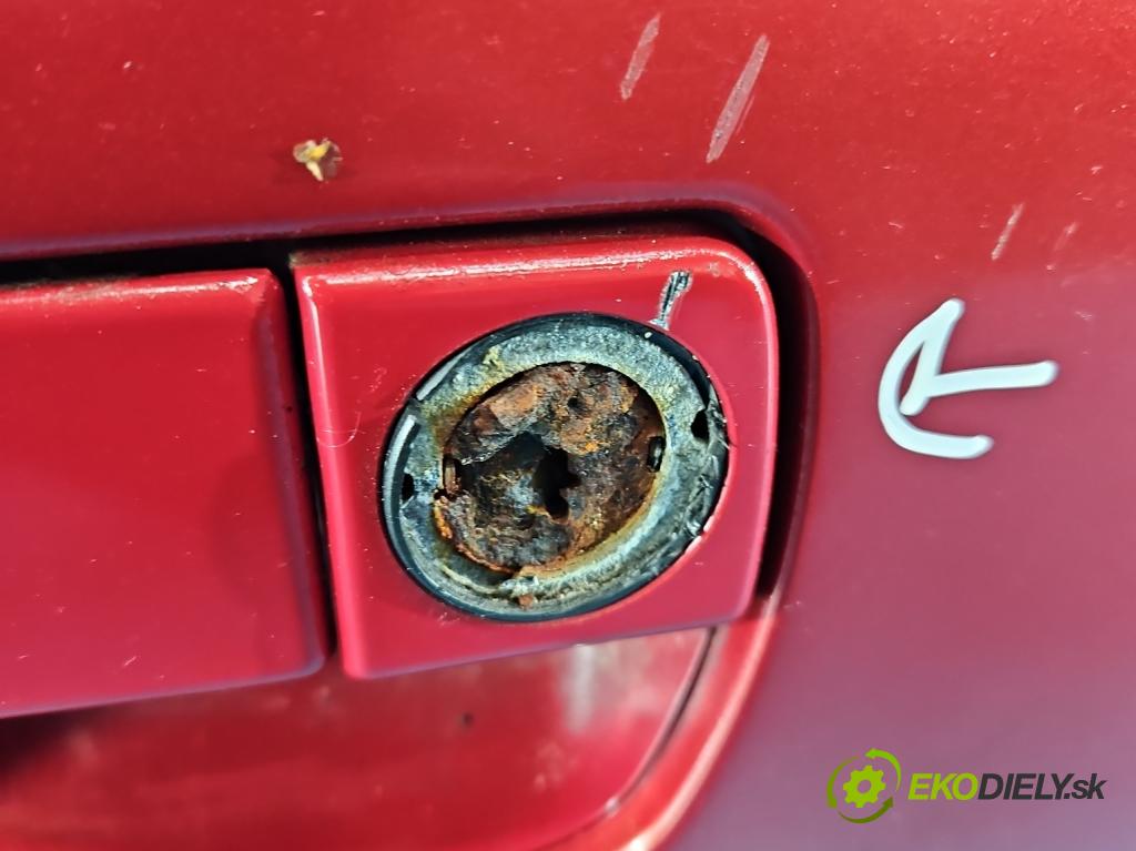 Citroen Evasion 2.0 hdi 109 hp manual 80 kW 1997 cm3 5- zadní kufrové dveře  (Zadní kapota (kufr))