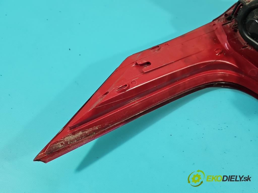 Peugeot 5008 I 2009-2017 1.6 16V 120 HP manual 88 kW 1598 cm3 5- svetlo / reflektor zadné pravé 9672666680 (Kľučka dverí ostatné)