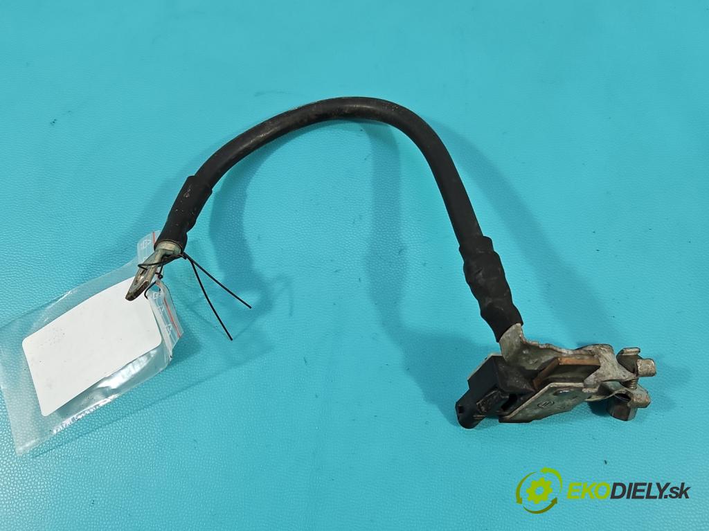 Skoda Fabia III 2014- 2021 1.0 TSI 95 HP manual 70 kW 999 cm3 5- kontakt mínus: 6C0915181D