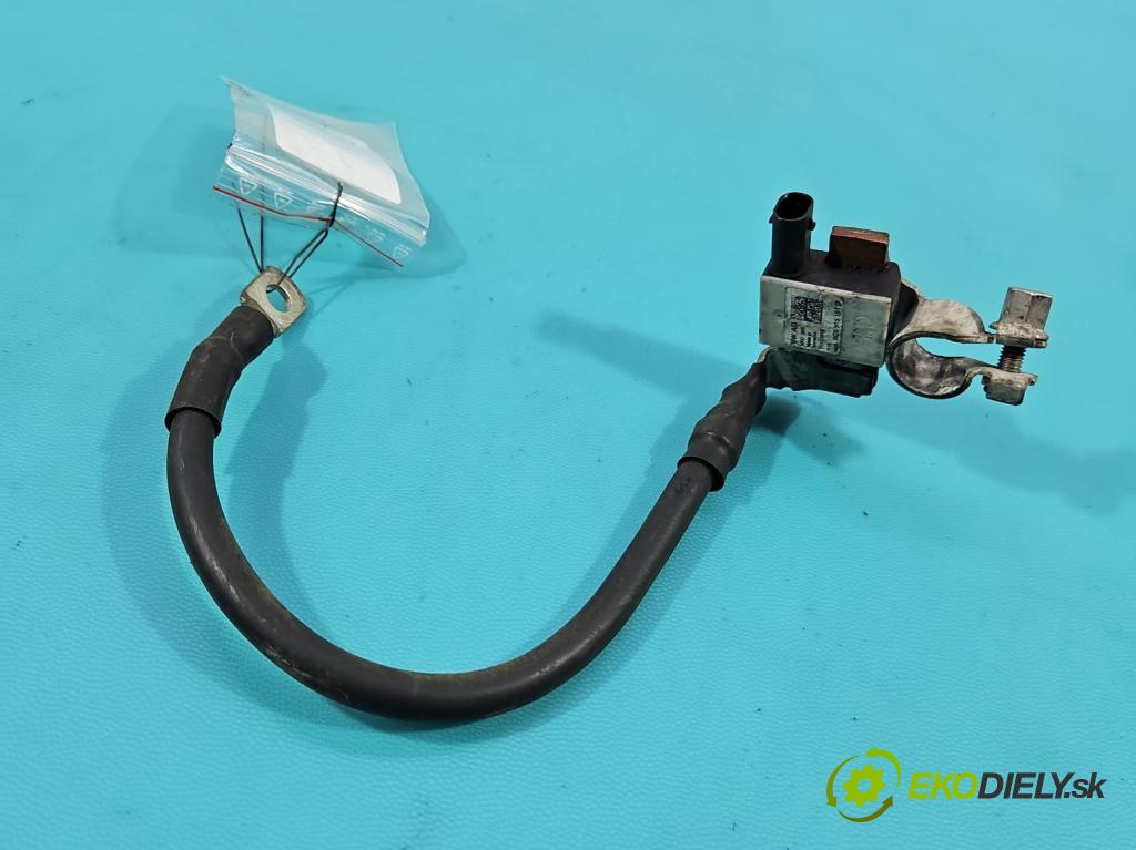 Skoda Fabia III 2014- 2021 1.0 TSI 95 HP manual 70 kW 999 cm3 5- kontakt mínus: 6C0915181D