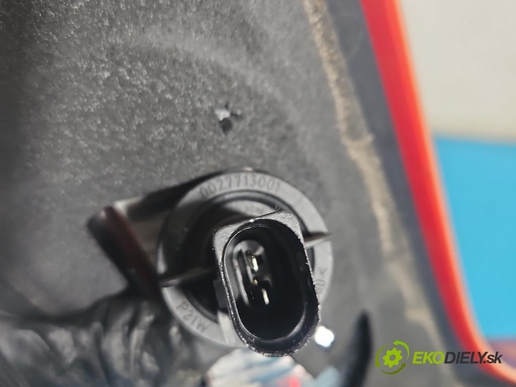 Volvo C30 1.6 hdi 109 HP manual 80 kW 1560 cm3 3- svetlo / reflektor zadné ľavé 31213913 (Kľučka dverí ostatné)