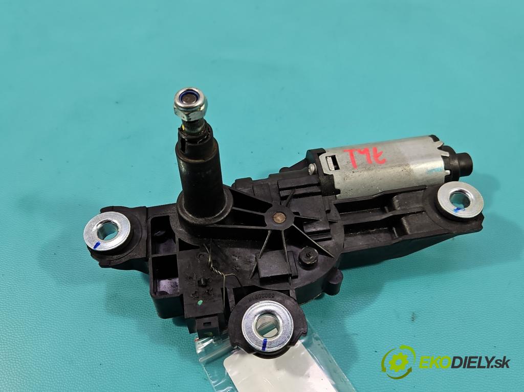 Volvo C30 1.6 hdi 109 HP manual 80 kW 1560 cm3 3- motor stieračov zadné 53028312