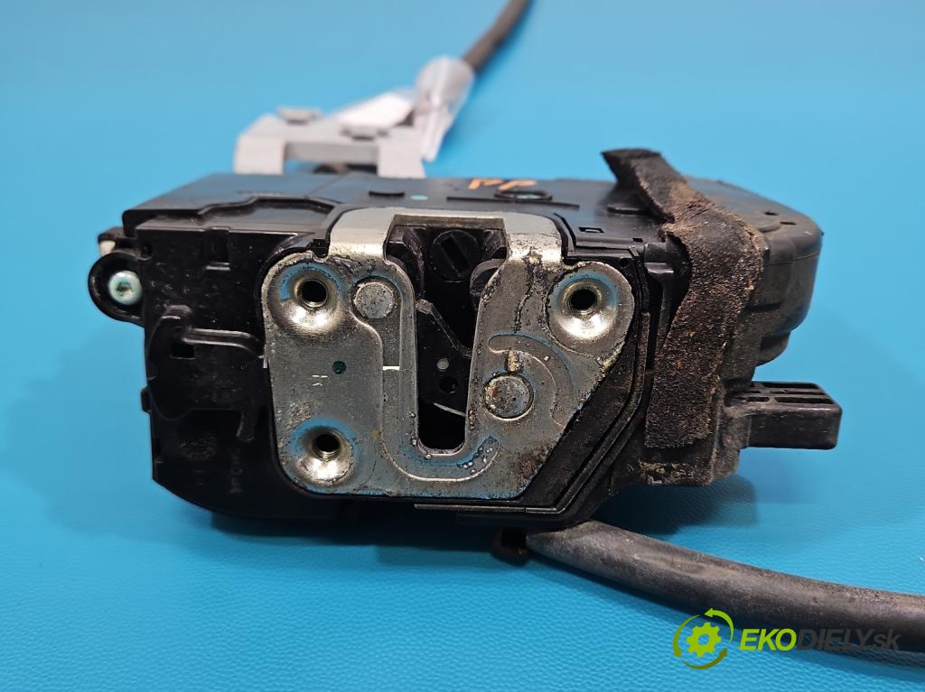 Kia Sportage III 2010-2015 2.0 crdi 136 HP automatic 100 kW 1995 cm3 5- zámok predné pravý 81320-3U010