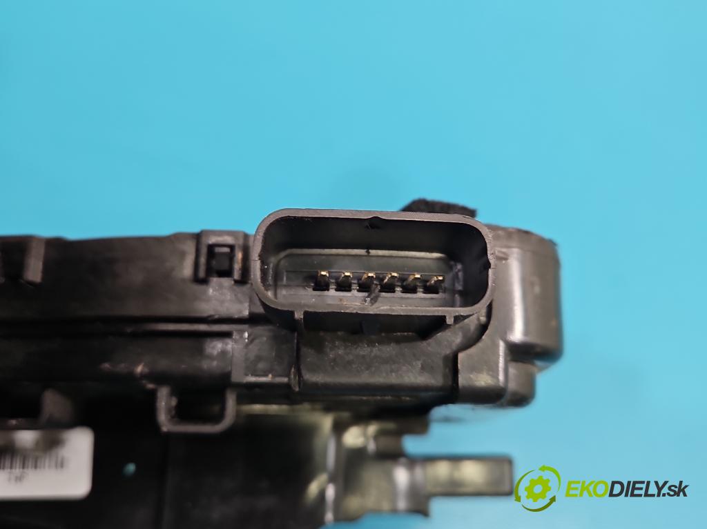 Kia Sportage III 2010-2015 2.0 crdi 136 HP automatic 100 kW 1995 cm3 5- zámok predné ľavý 81310-3U000