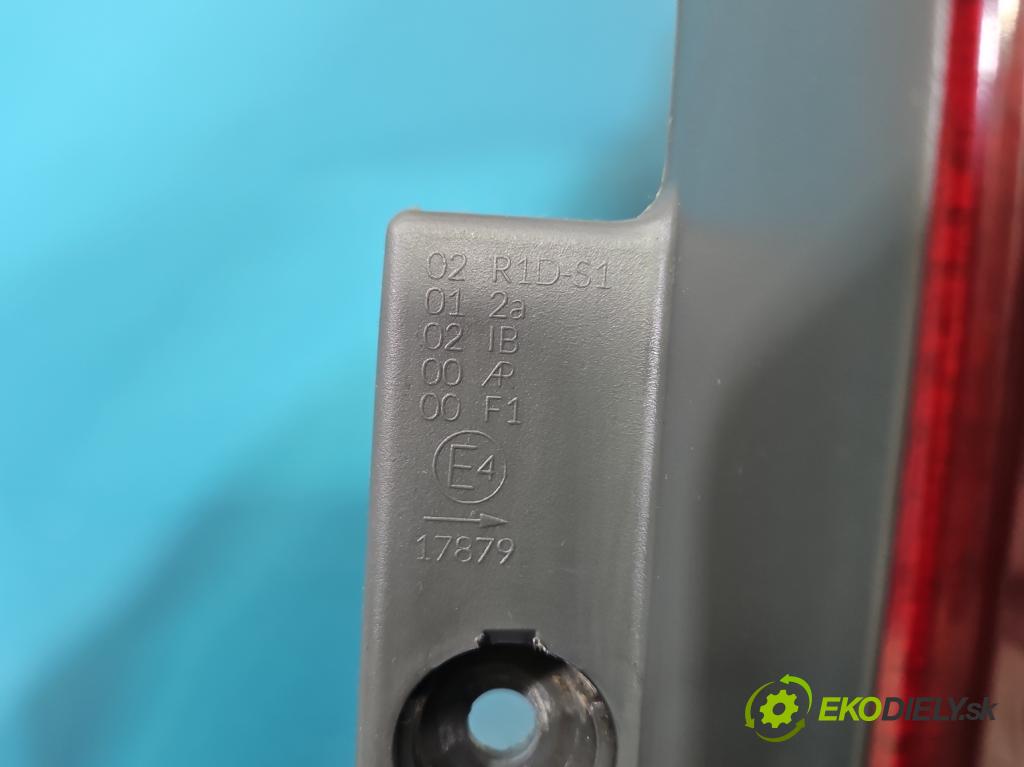 Kia Ceed I 2006-2012 1.6 crdi 114 HP automatic 84 kW 1582 cm3 5- svetlo / reflektor zadné pravé  (Kľučka dverí ostatné)